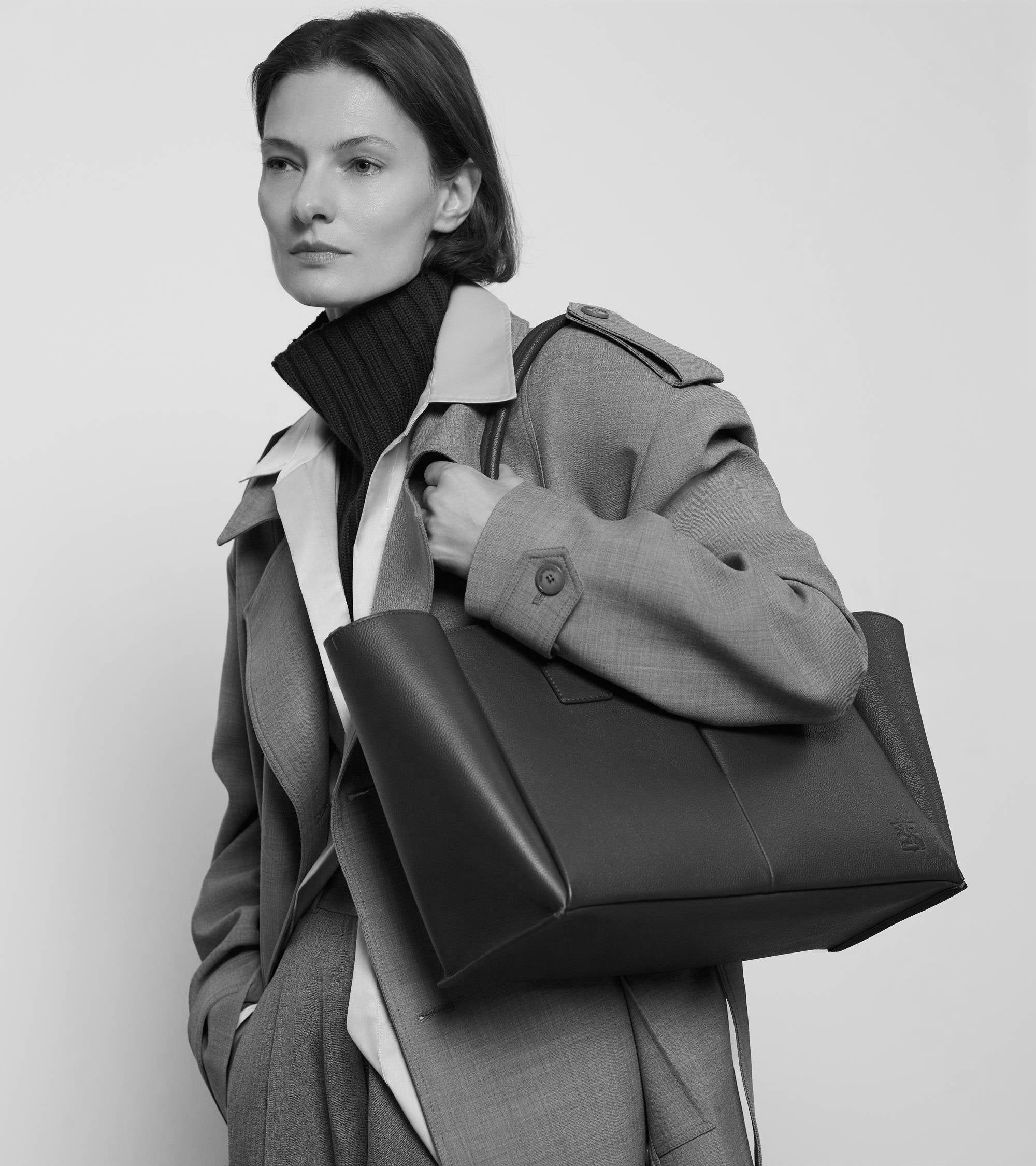 Großer Shopper Elena aus genarbtem Leder