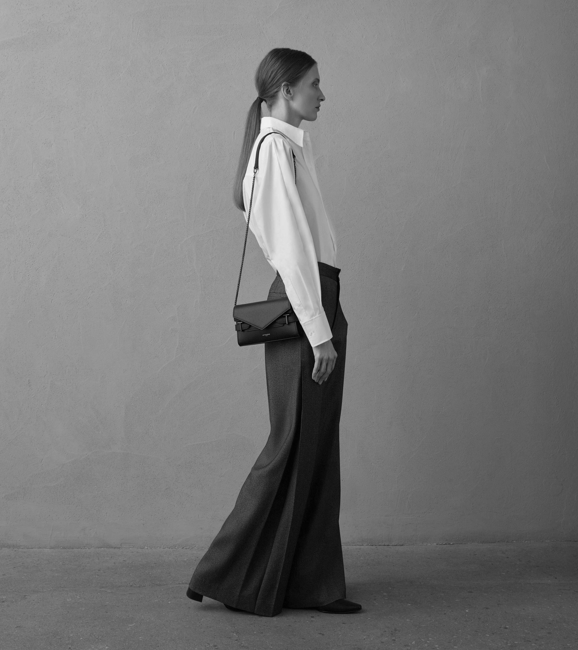 Pochette double rabat Emilie en cuir grainé