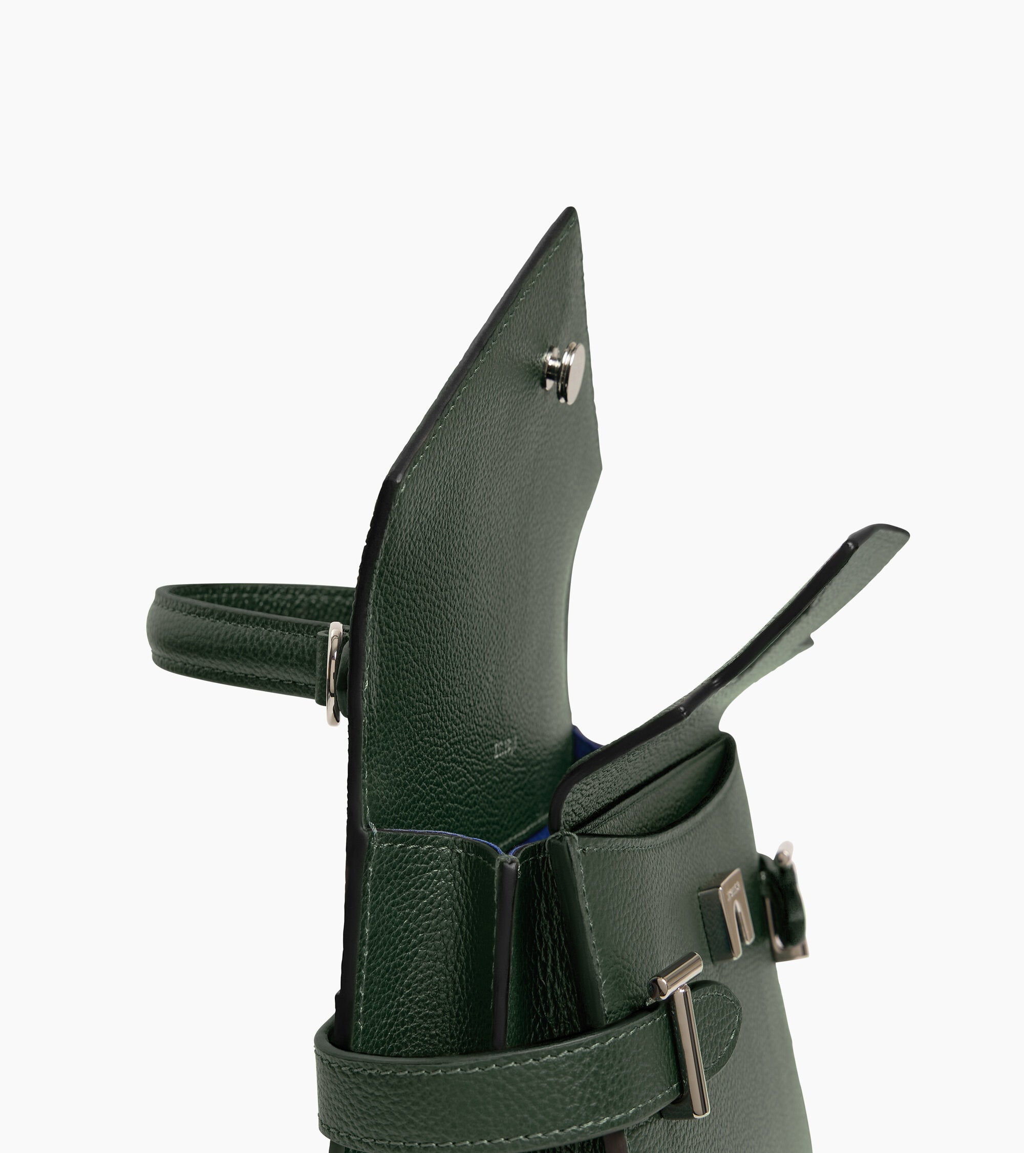 Kleine Handtasche Emilie aus genarbtem Leder mit Doppelklappe