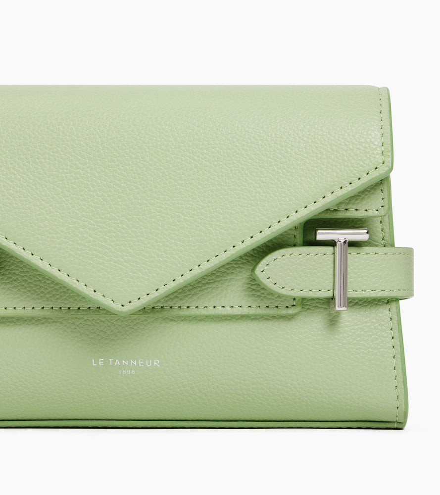 Emilie Clutch aus genarbtem Leder mit doppelter Überschlag-Schulterriemen