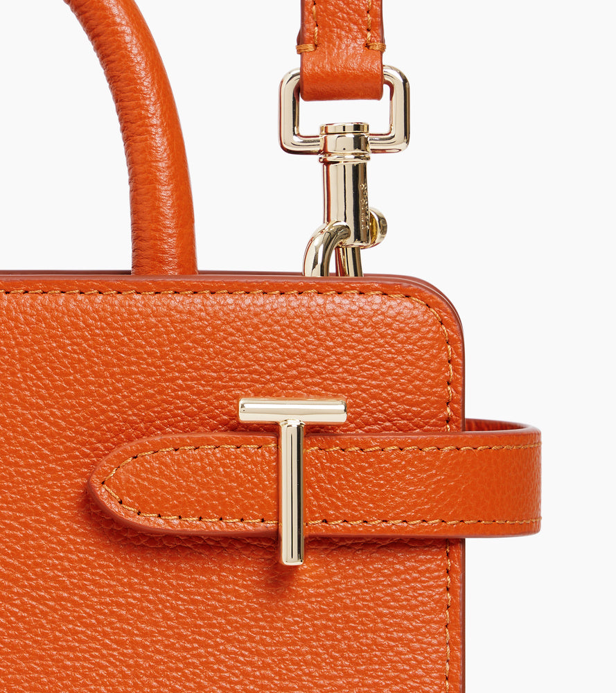 Kleine Handtasche Emilie aus genarbtem Leder mit Trageriemen