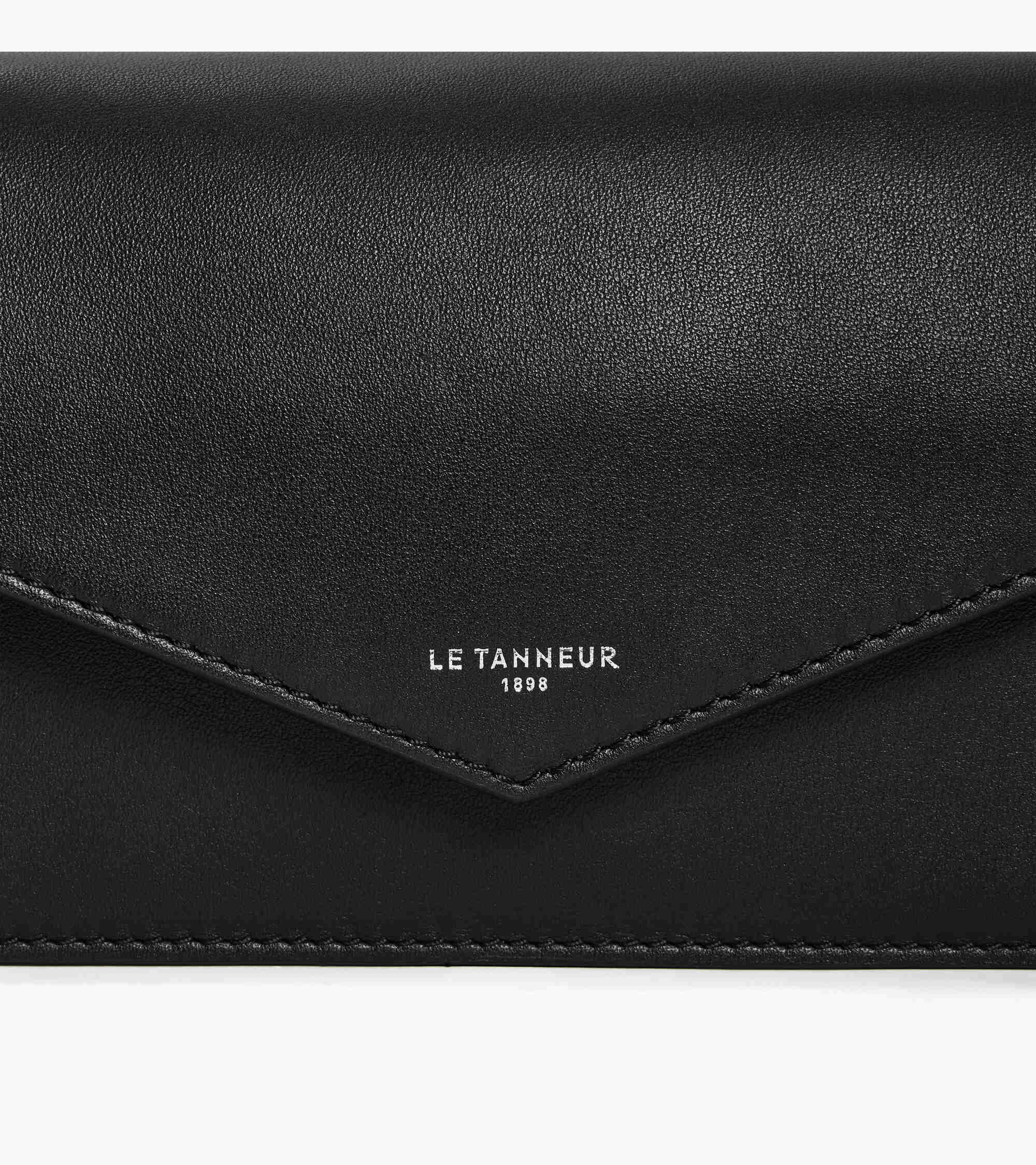 Sac pochette avec bandoulière en cuir lisse