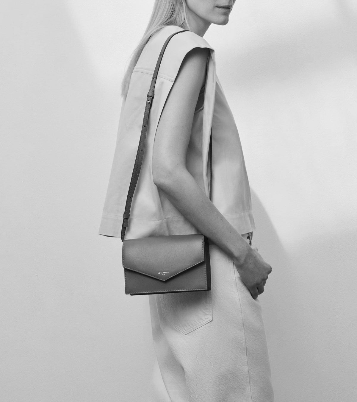 Bolso bandolera de piel lisa