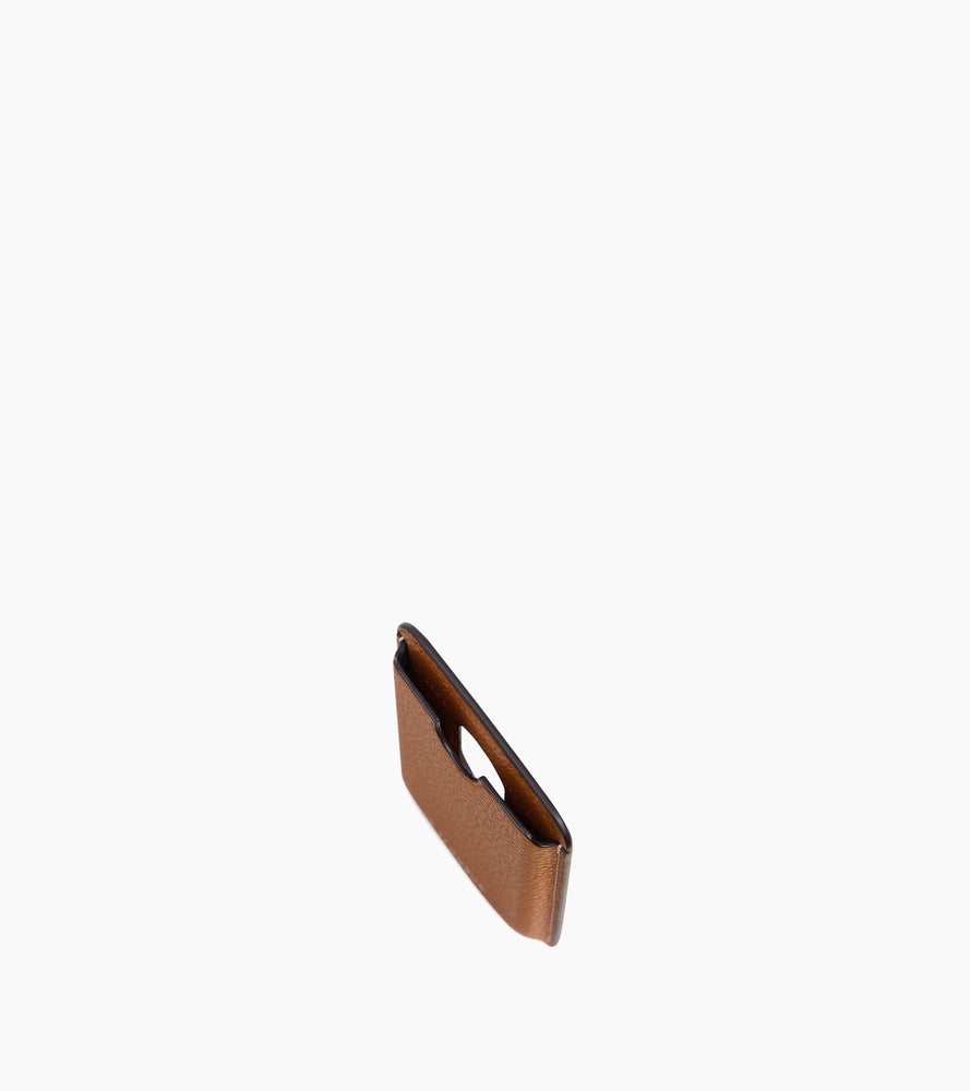 Magnetic card holder in grained leather