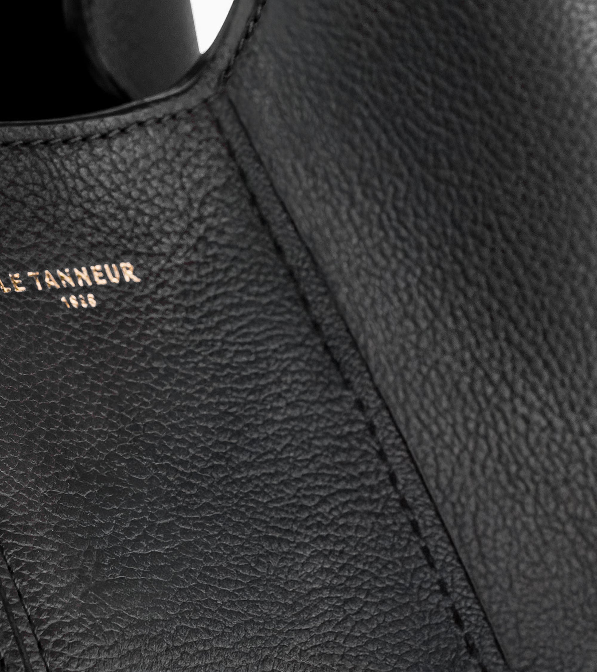 Kleine Handtasche Juliette aus genarbtem Leder