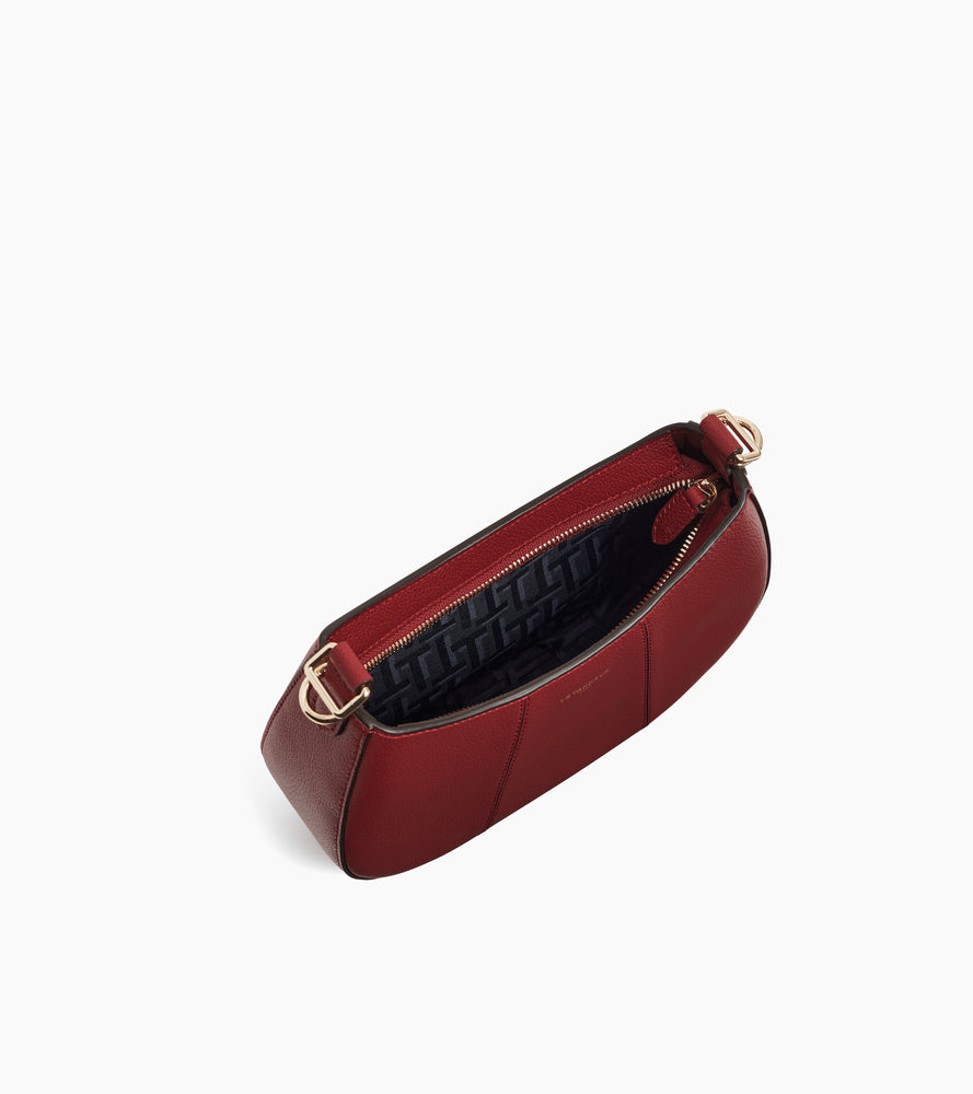 Petit sac demi-lune Juliette en cuir grainé