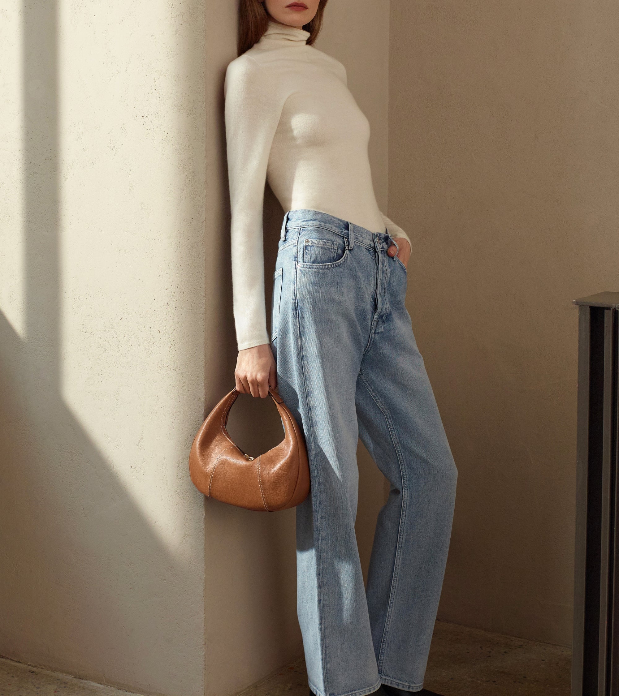 Kleine Hobo-Tasche Juliette aus genarbtem Leder