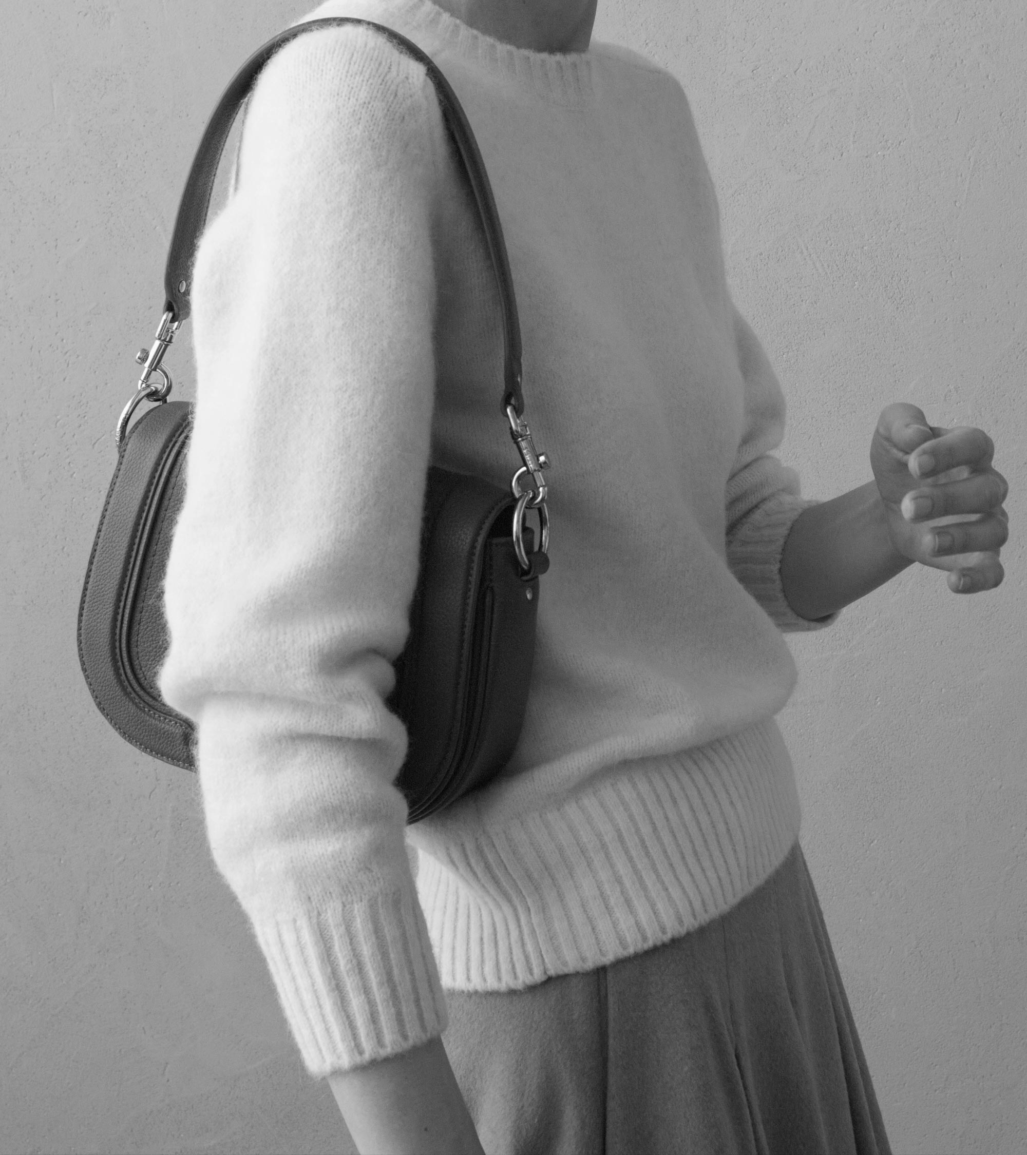Sac bandoulière moyen modèle Ella en cuir grainé